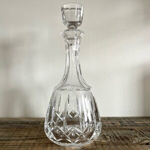 Fine crystal glass decanter by Atlantis Crystal